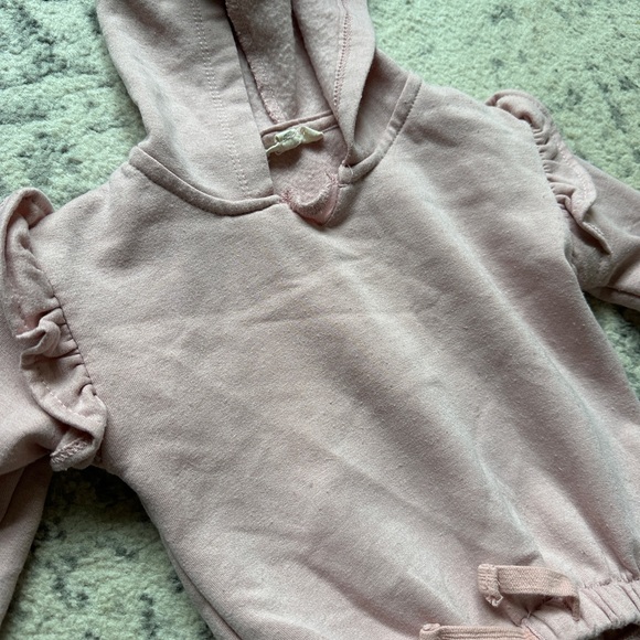 Jessica Simpson 2 Piece Set - Picture 3 of 8